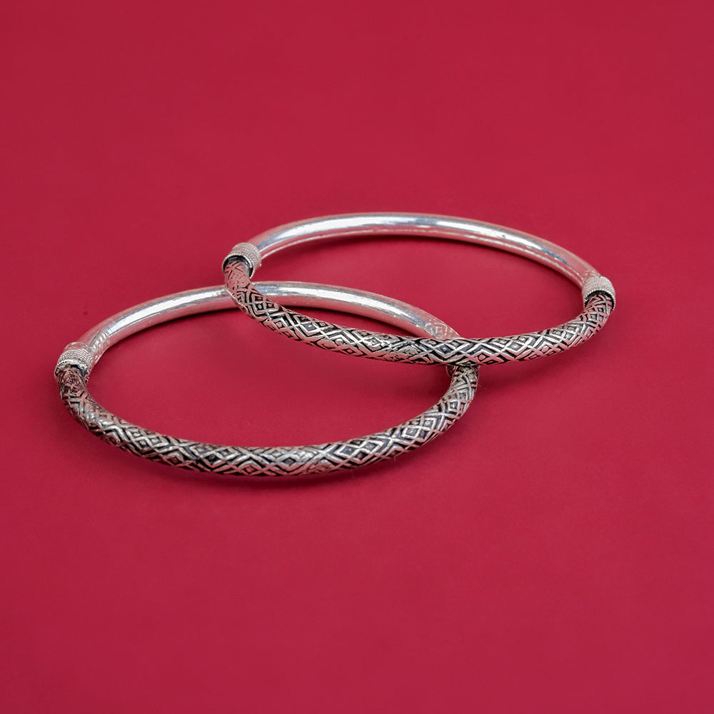 Oxidized Silver Kadli
